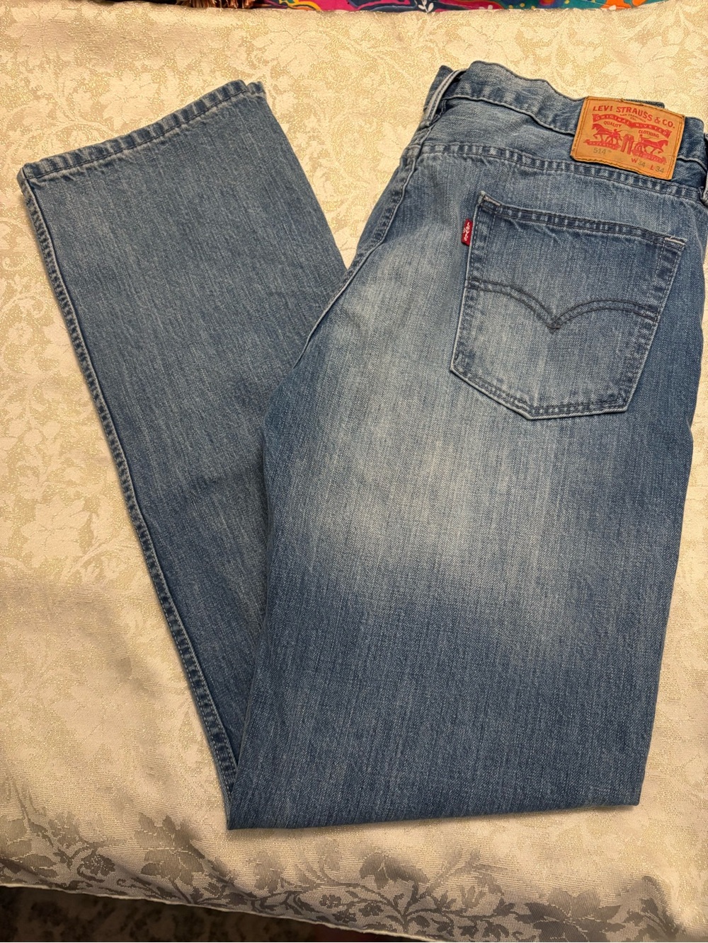 Levi's 514 Men's Blue Denim Jeans - Classic Straight Fit